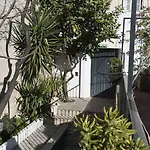 Casa Do Bairro By Shiadu Gasthuis