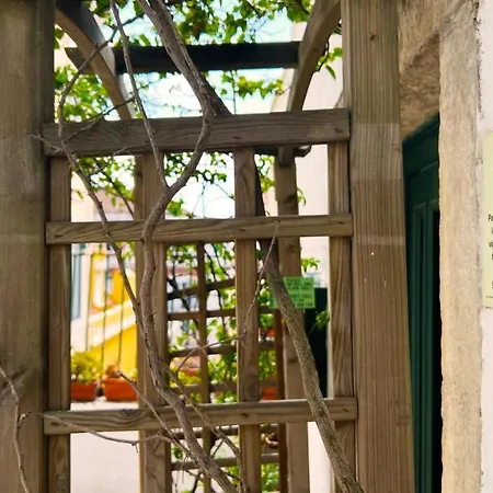 Casa Do Bairro By Shiadu Guest house 4*