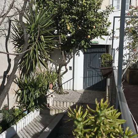 Casa Do Bairro By Shiadu Gasthof