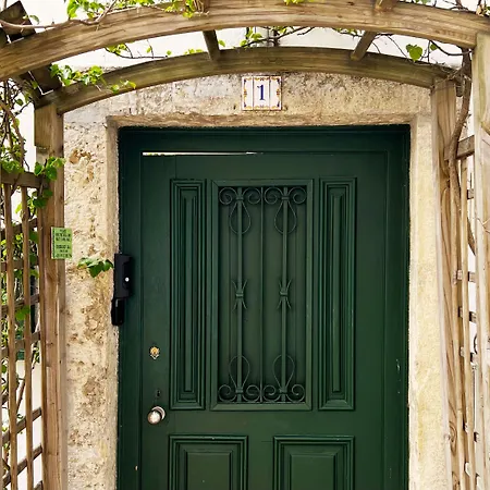 Konukevi Casa Do Bairro By Shiadu Lisboa