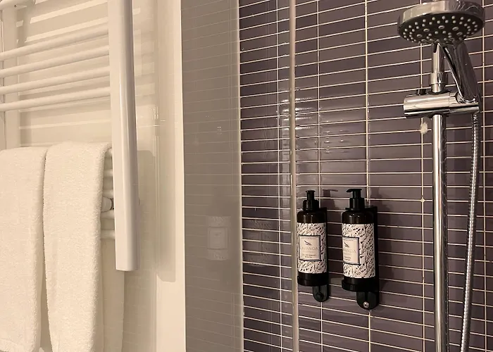 Casa Do Bairro By Shiadu Pensionat Lisboa