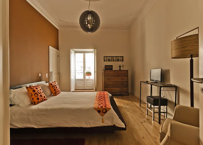 Pensionat Casa Do Bairro By Shiadu