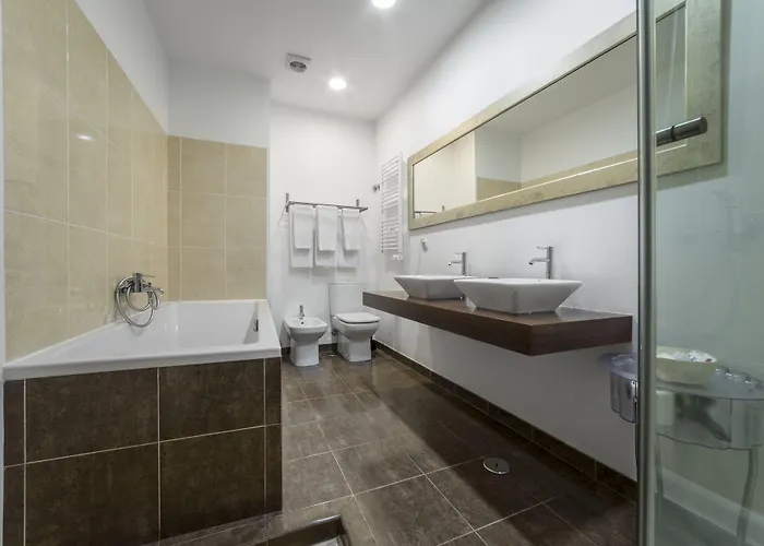 Pensionat Casa Do Bairro By Shiadu