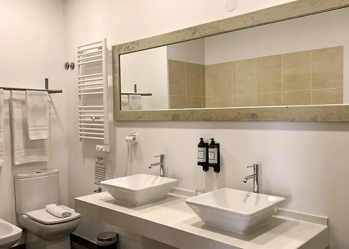 Casa Do Bairro By Shiadu