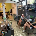 Casa Do Bairro By Shiadu Гостевой дом 4*