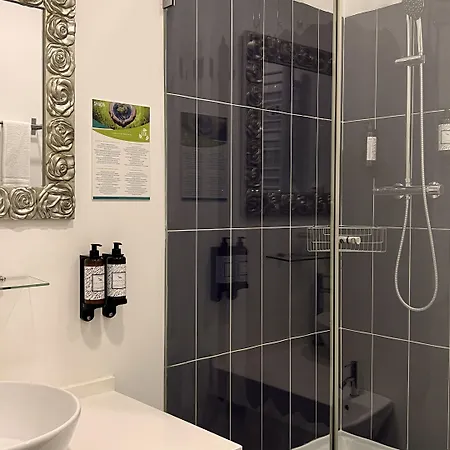 Maison d'hôtes Casa Do Bairro By Shiadu Lisboa